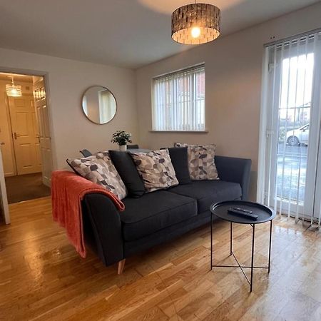 At Home In The City Serviced Apartments Newport Εξωτερικό φωτογραφία