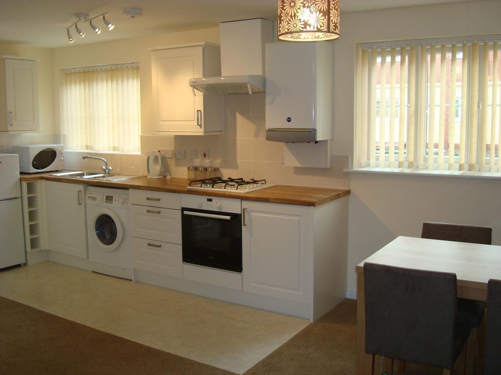 At Home In The City Serviced Apartments Newport Εξωτερικό φωτογραφία